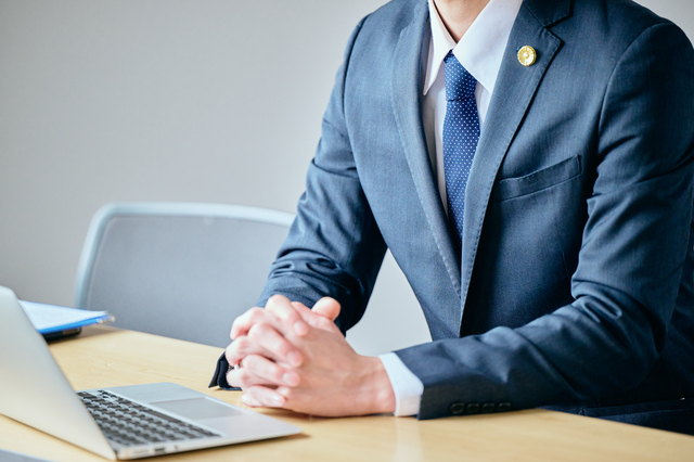 専門家との連携で法律面も対応