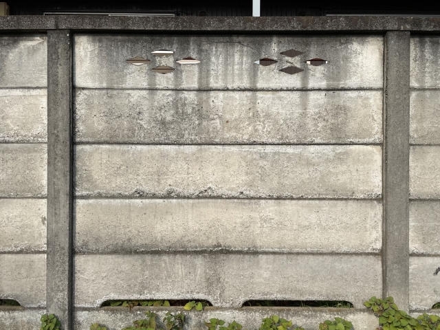 ブロック塀